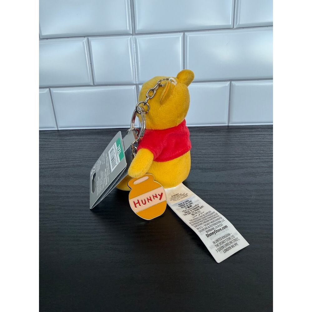 Disney Parks Winnie The Pooh & Hunny Pot Plush Keychain – New - Picture 4 of 5